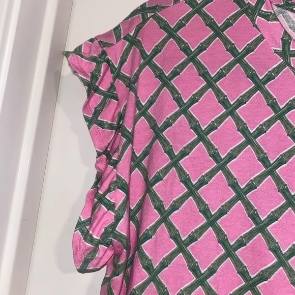 Crown & Ivy Pink and Green Diamond Pattern Top - Picture 2 of 5